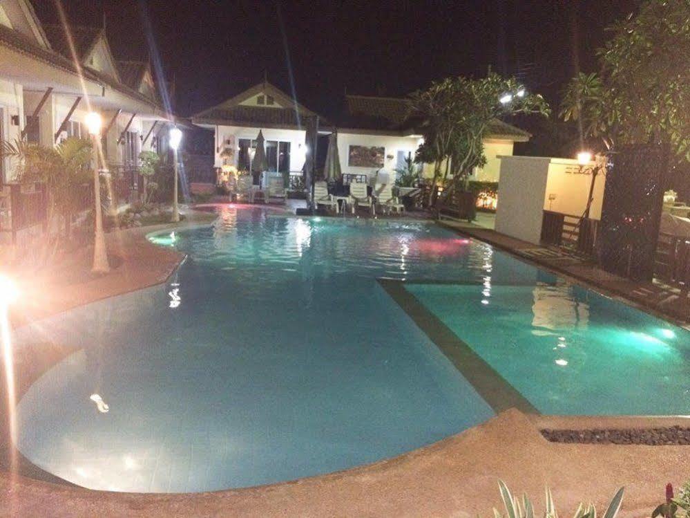 Charm Resort Cha-Am Luaran gambar