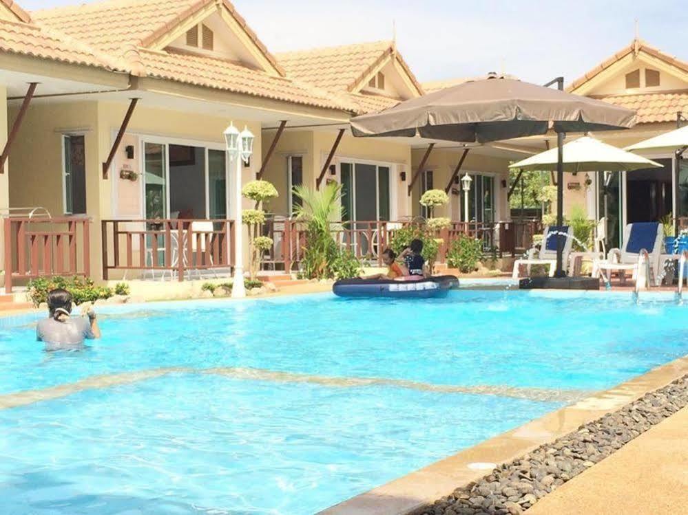 Charm Resort Cha-Am Luaran gambar